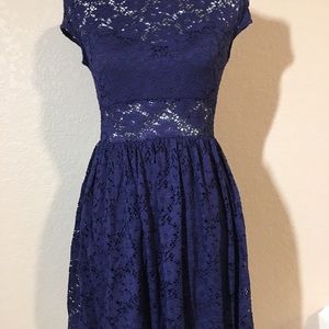 Hues royal blue size M